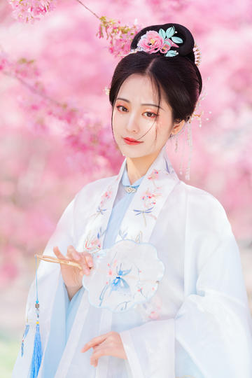 怎么年年都有人卡 BUG 查分